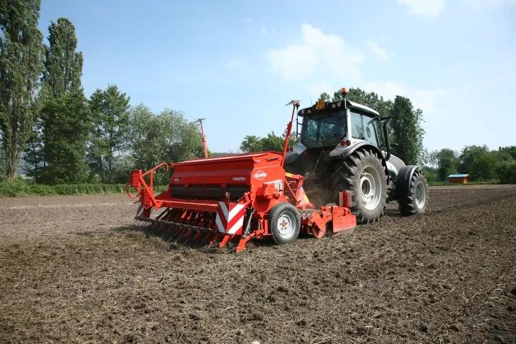 國社媒體刊文：國產農機多而不精，為何“不好用”“老是壞”？