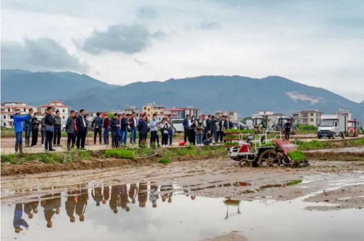 羅錫文院士：將這里打造成無人智慧農場樣板！